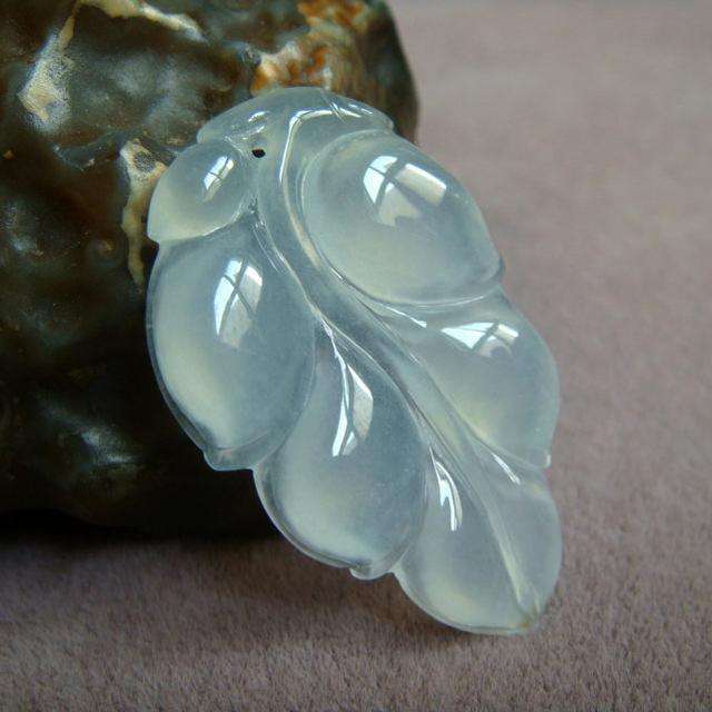 翡翠知识入门级,入门级翡翠什么意思-第1张图片-翡翠网 翡翠知识入门级,入门级翡翠什么意思-第1张图片-翡翠网