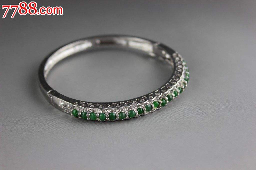 翡翠和银手镯价格对比,翡翠和银手镯价格-第2张图片-翡翠网 翡翠和银手镯价格对比,翡翠和银手镯价格-第2张图片-翡翠网