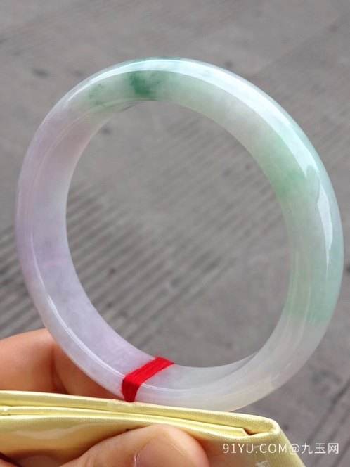 翡翠冰糯种飘花价格,冰糯种飘花翡翠手镯价格-第2张图片-翡翠网 翡翠冰糯种飘花价格,冰糯种飘花翡翠手镯价格-第2张图片-翡翠网