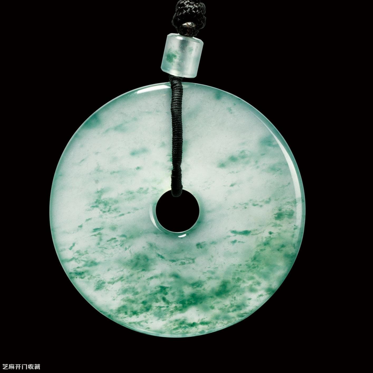 翡翠可以收藏吗,收藏翡翠的知识-第1张图片-翡翠网 翡翠可以收藏吗,收藏翡翠的知识-第1张图片-翡翠网