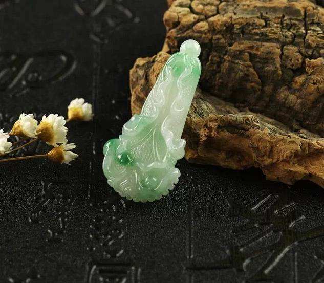 翡翠可以收藏吗,收藏翡翠的知识-第2张图片-翡翠网 翡翠可以收藏吗,收藏翡翠的知识-第2张图片-翡翠网