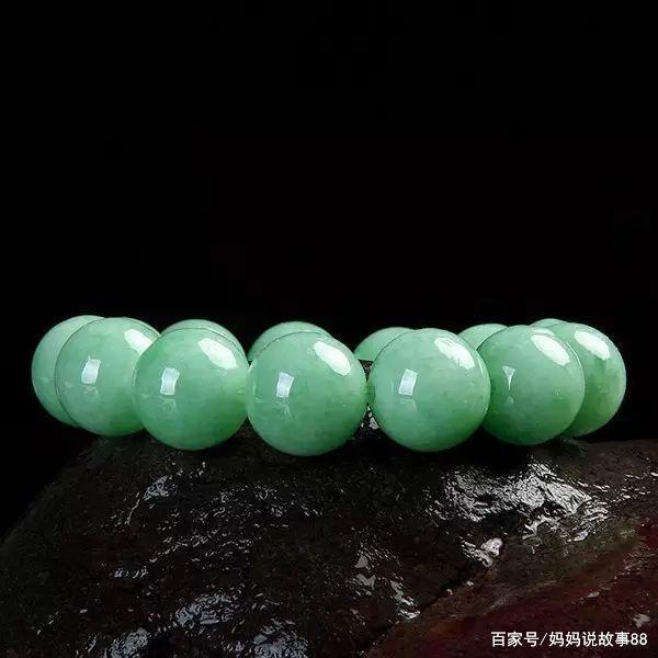 翡翠知识**讲解视频,翡翠的基础知识视频-第2张图片-翡翠网 翡翠知识**讲解视频,翡翠的基础知识视频-第2张图片-翡翠网