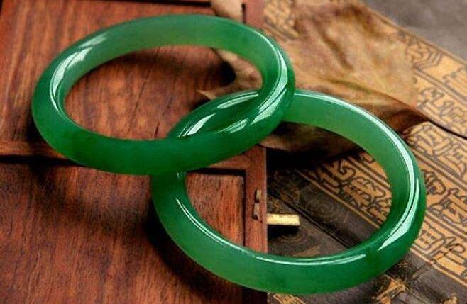 包含全民手富翡翠知识图解的词条-第1张图片-翡翠网 包含全民手富翡翠知识图解的词条-第1张图片-翡翠网