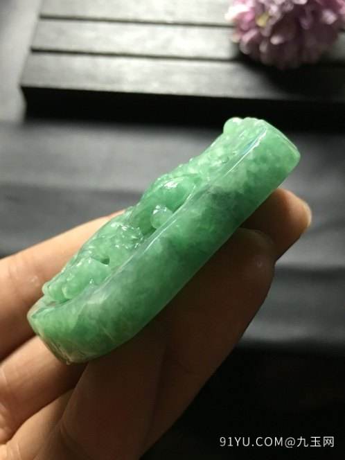 缅甸翡翠价格糯种,缅甸糯米种翡翠价格-第2张图片-翡翠网