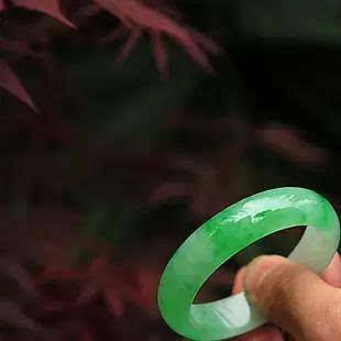 玉手镯手工费大概多少翡翠手镯手工费一般多少-第1张图片-翡翠网