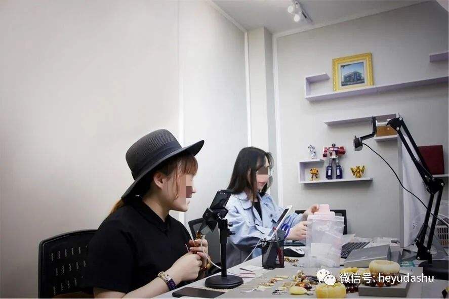 新手怎么直播卖珠宝新手怎么直播卖珠宝产品-第1张图片-翡翠网 新手怎么直播卖珠宝新手怎么直播卖珠宝产品-第1张图片-翡翠网