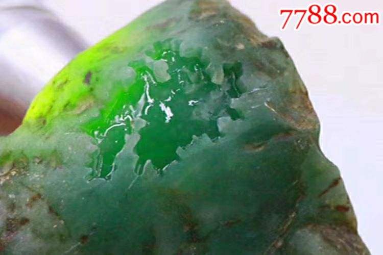 中国翡翠原石批发市场中国翡翠原石市场大全-第2张图片-翡翠网 中国翡翠原石批发市场中国翡翠原石市场大全-第2张图片-翡翠网