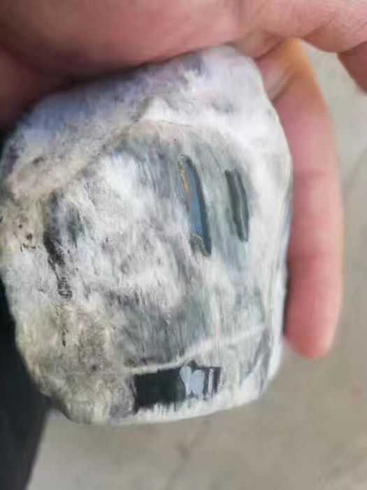 普定翡翠原石包浆图片,普定翡翠原石包浆-第1张图片-翡翠网 普定翡翠原石包浆图片,普定翡翠原石包浆-第1张图片-翡翠网