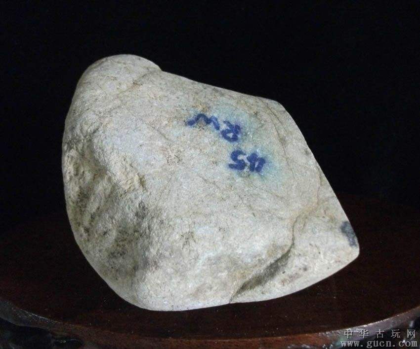 墨翠翡翠原石墨玉翡翠原石视频-第2张图片-翡翠网 墨翠翡翠原石墨玉翡翠原石视频-第2张图片-翡翠网