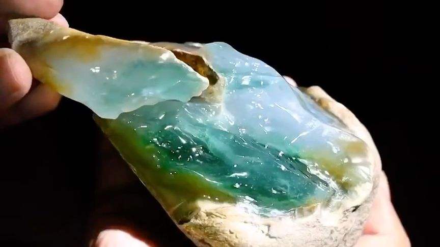 翡翠原石之翡翠原石之旅 百度网盘-第1张图片-翡翠网 翡翠原石之翡翠原石之旅 百度网盘-第1张图片-翡翠网