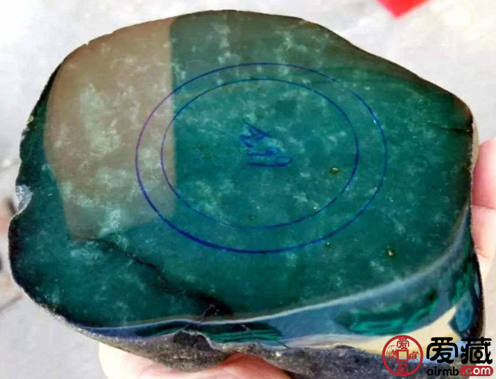 翡翠原石云南与内地价格差距云南翡翠价格比市场上便宜多少-第1张图片-翡翠网 翡翠原石云南与内地价格差距云南翡翠价格比市场上便宜多少-第1张图片-翡翠网