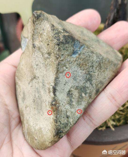 翡翠原石很厚的白雾原石翡翠白雾知识大全-第2张图片-翡翠网 翡翠原石很厚的白雾原石翡翠白雾知识大全-第2张图片-翡翠网