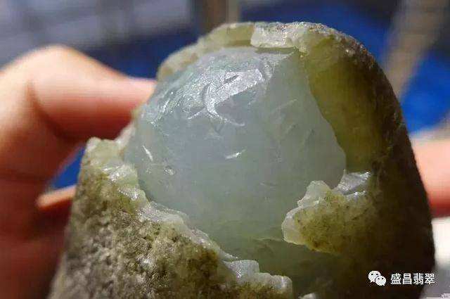 翡翠原石的肉翡翠原石的肉质太嫩了好吗-第1张图片-翡翠网 翡翠原石的肉翡翠原石的肉质太嫩了好吗-第1张图片-翡翠网