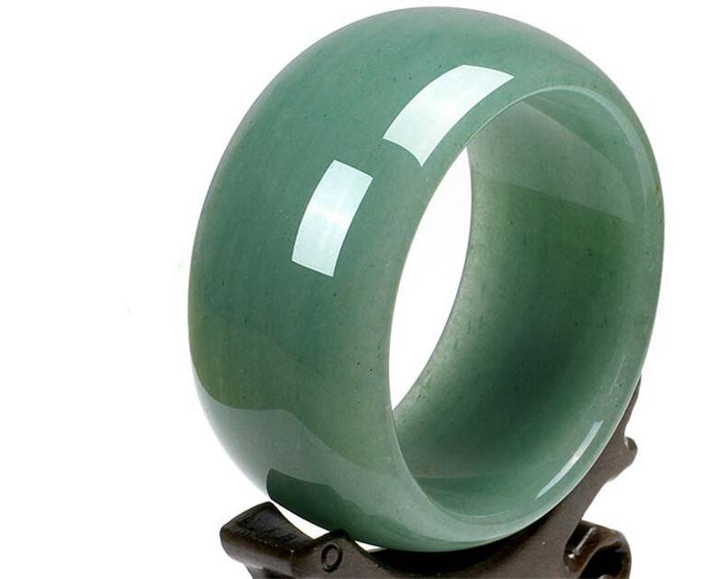 3600左右翡翠手镯3000的翡翠手镯什么样子-第1张图片-翡翠网