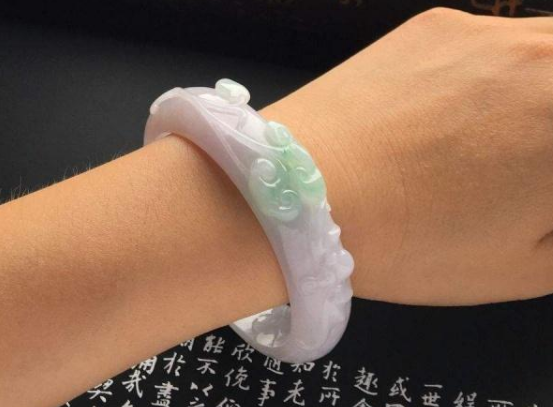 西安翡翠手镯转卖店地址西安翡翠手镯转卖店-第1张图片-翡翠网 西安翡翠手镯转卖店地址西安翡翠手镯转卖店-第1张图片-翡翠网