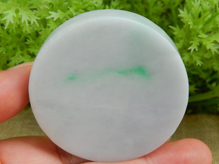 糯化种翡翠东台糯化种翡翠原石-第1张图片-翡翠网