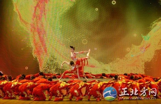 直通春晚2012完整版,直通春晚2012全集-第2张图片-翡翠网 直通春晚2012完整版,直通春晚2012全集-第2张图片-翡翠网