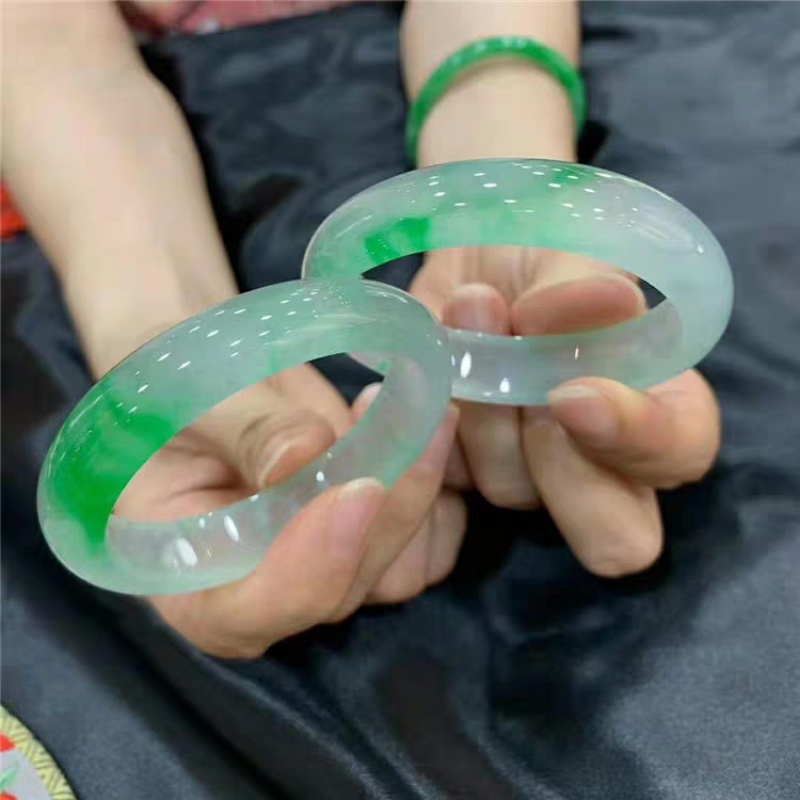 翡翠原石手镯,翡翠原石手镯图片-第1张图片-翡翠网 翡翠原石手镯,翡翠原石手镯图片-第1张图片-翡翠网