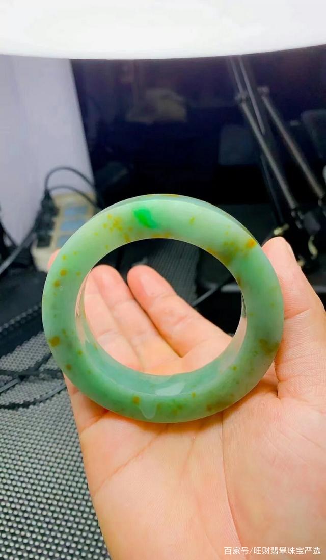 翡翠原石手镯,翡翠原石手镯图片-第2张图片-翡翠网 翡翠原石手镯,翡翠原石手镯图片-第2张图片-翡翠网