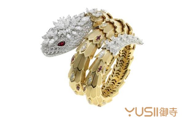 中国的十大珠宝品牌是哪些中国珠宝排名前十名品牌是什么-第1张图片-翡翠网