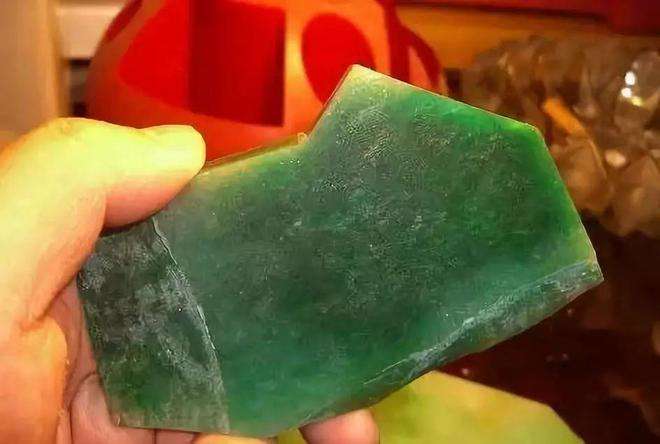 切割收购翡翠原石视频翡翠原石怎么切割视频-第2张图片-翡翠网 切割收购翡翠原石视频翡翠原石怎么切割视频-第2张图片-翡翠网