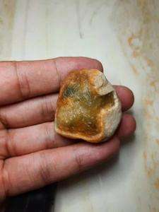 黄加绿翡翠原石做法,黄翡翠原石图片欣赏-第2张图片-翡翠网 黄加绿翡翠原石做法,黄翡翠原石图片欣赏-第2张图片-翡翠网