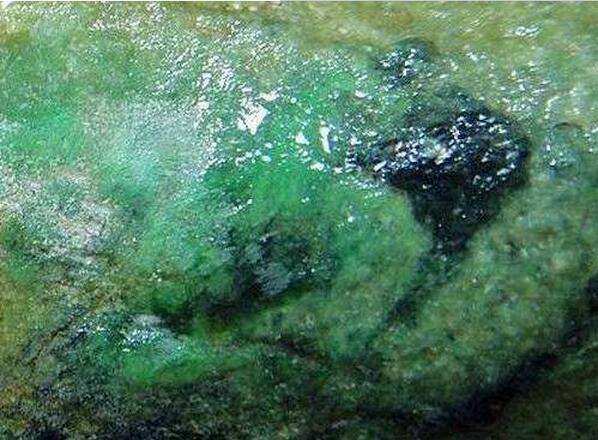翡翠原石哪里能发现翡翠原石都是在哪找到的-第1张图片-翡翠网