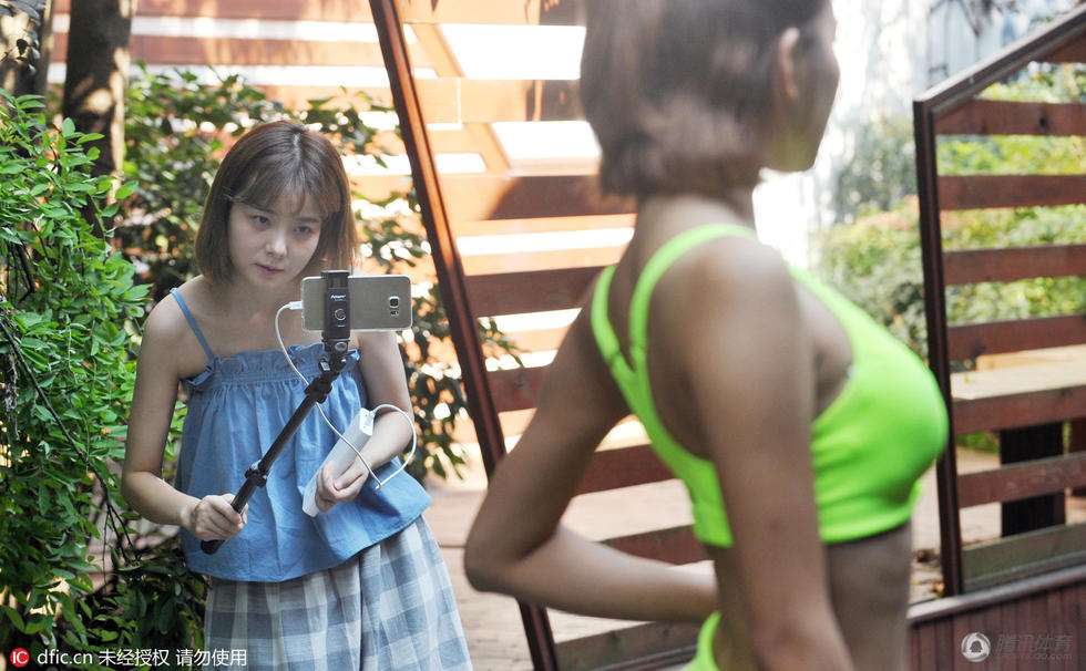 直播软件哪个美女多,变古风美女是哪个软件-第2张图片-翡翠网 直播软件哪个美女多,变古风美女是哪个软件-第2张图片-翡翠网