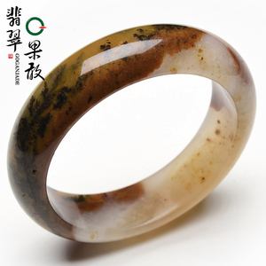 买翡翠手镯好还是玉镯好呢买翡翠手镯好还是玉镯好-第2张图片-翡翠网 买翡翠手镯好还是玉镯好呢买翡翠手镯好还是玉镯好-第2张图片-翡翠网