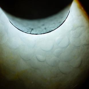 翡翠原石起荧光怎么看,翡翠原石起荧光图片-第1张图片-翡翠网 翡翠原石起荧光怎么看,翡翠原石起荧光图片-第1张图片-翡翠网