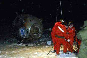 神舟十二号返回地球什么时候出仓神舟十二号大约几点返回地球-第1张图片-翡翠网 神舟十二号返回地球什么时候出仓神舟十二号大约几点返回地球-第1张图片-翡翠网