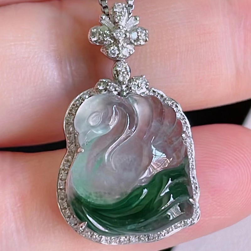 高冰翡翠知识高冰翡翠和冰种翡翠的区别在哪里-第2张图片-翡翠网