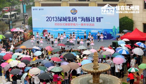 包含海豚抱球翡翠价格的词条-第2张图片-翡翠网 包含海豚抱球翡翠价格的词条-第2张图片-翡翠网