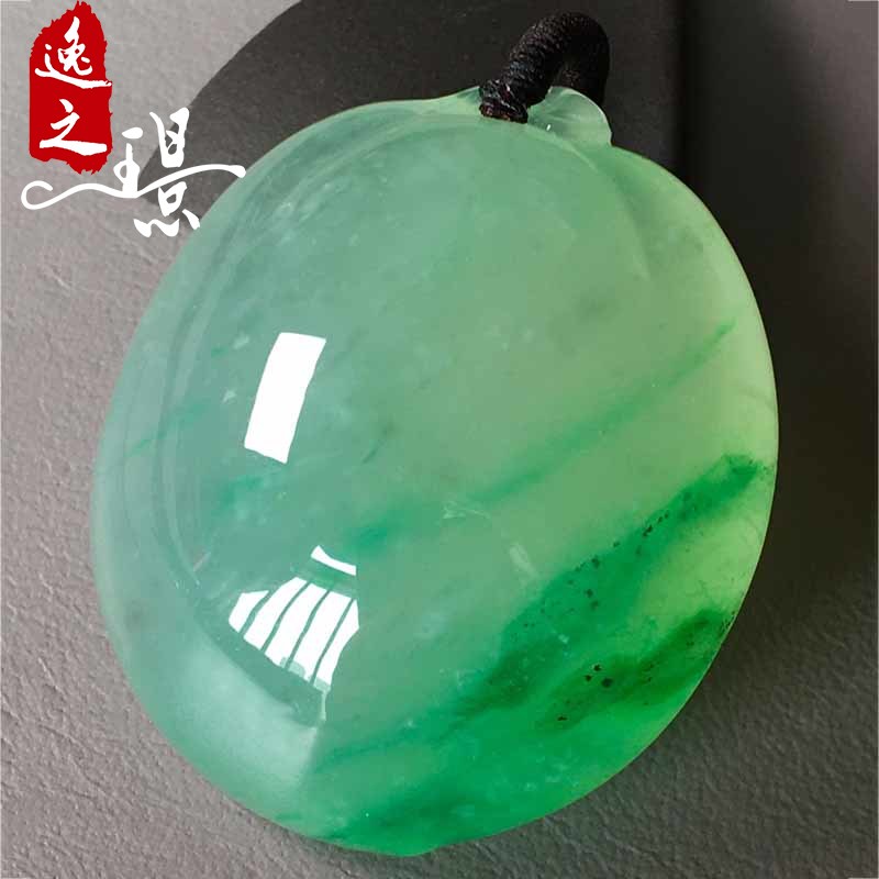 浅绿翡翠吊坠价格,绿翡翠价格吊坠-第2张图片-翡翠网 浅绿翡翠吊坠价格,绿翡翠价格吊坠-第2张图片-翡翠网