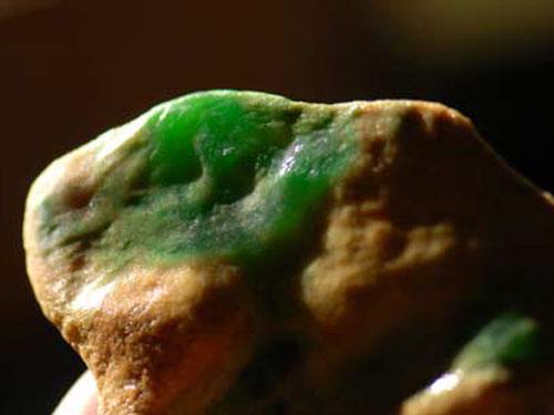 翡翠原石价格多少钱翡翠原石价格与图片-第1张图片-翡翠网 翡翠原石价格多少钱翡翠原石价格与图片-第1张图片-翡翠网