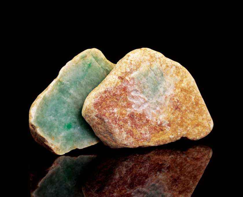 翡翠原石 鉴别方法如何从表面鉴别翡翠原石的真假-第2张图片-翡翠网