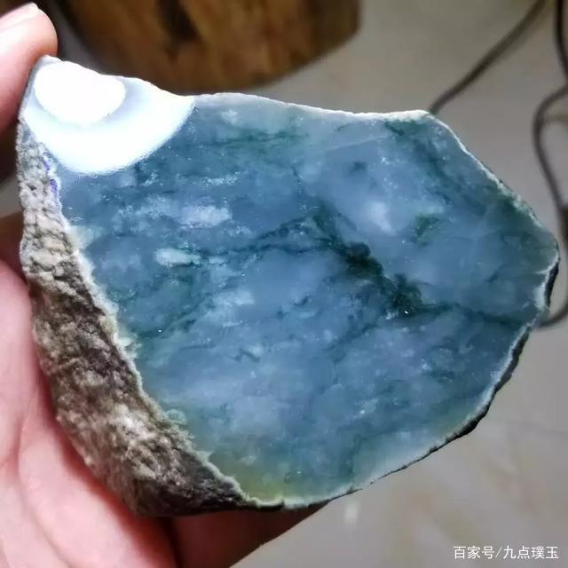 翡翠原石产地在哪里,翡翠原石在哪呢-第2张图片-翡翠网