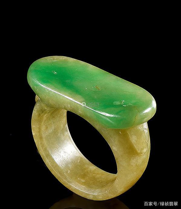 清代翡翠知识介绍清代翡翠知识-第2张图片-翡翠网 清代翡翠知识介绍清代翡翠知识-第2张图片-翡翠网