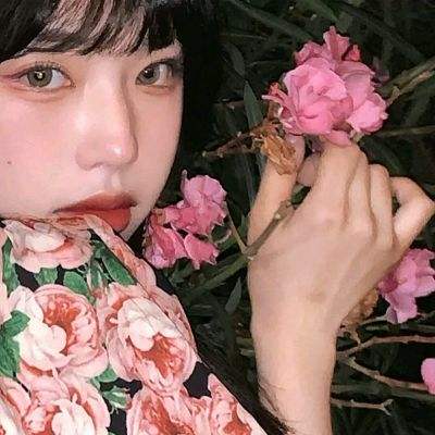 河边能捡到翡翠原石,宝藏女孩翡翠原石-第2张图片-翡翠网 河边能捡到翡翠原石,宝藏女孩翡翠原石-第2张图片-翡翠网