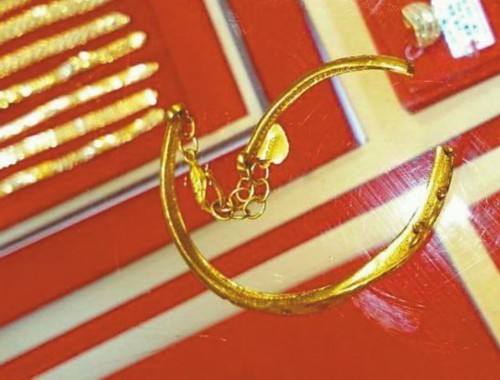 黄金首饰价格2021最新价格,黄金首饰价格2019-第2张图片-翡翠网 黄金首饰价格2021最新价格,黄金首饰价格2019-第2张图片-翡翠网