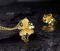 黄金首饰价格还会跌吗现在,黄金首饰价格还会跌吗?-第2张图片-翡翠网 黄金首饰价格还会跌吗现在,黄金首饰价格还会跌吗?-第2张图片-翡翠网