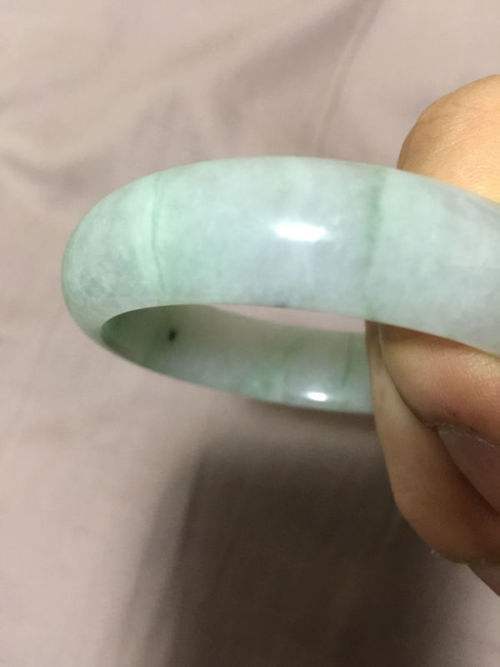 翡翠漂棉絮的知识讲解,翡翠漂棉絮的知识-第2张图片-翡翠网 翡翠漂棉絮的知识讲解,翡翠漂棉絮的知识-第2张图片-翡翠网