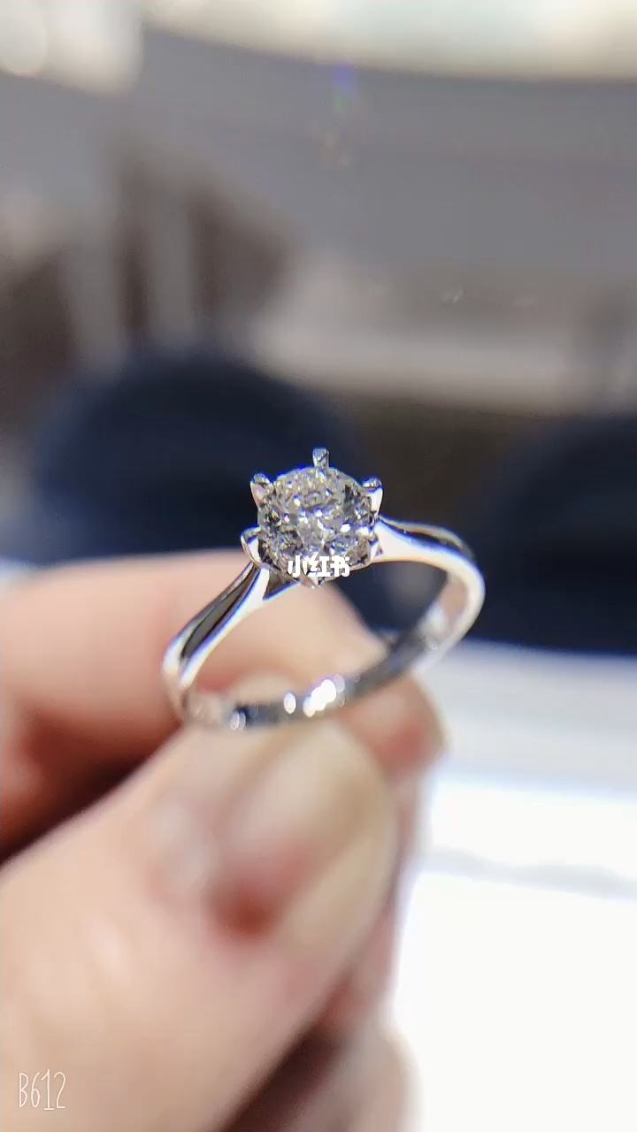 钻戒经典款图片钻戒十大经典款图-第2张图片-翡翠网 钻戒经典款图片钻戒十大经典款图-第2张图片-翡翠网