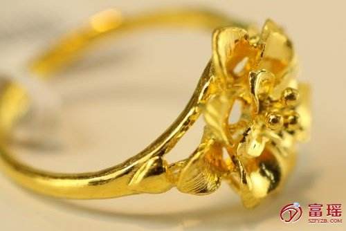 现在黄金饰品的价格,现在黄金饰品的价格表-第2张图片-翡翠网 现在黄金饰品的价格,现在黄金饰品的价格表-第2张图片-翡翠网