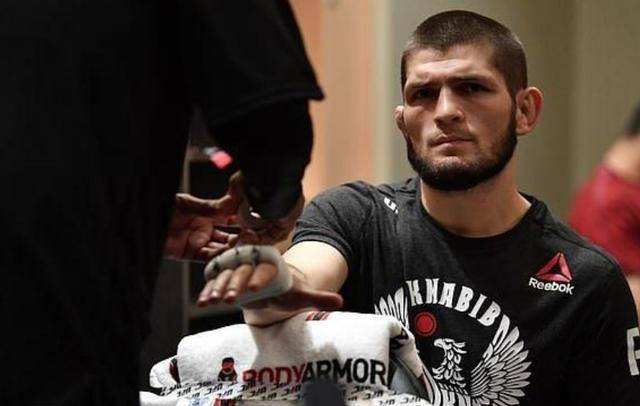 直播吧ufc直播吧ufc270-第2张图片-翡翠网 直播吧ufc直播吧ufc270-第2张图片-翡翠网