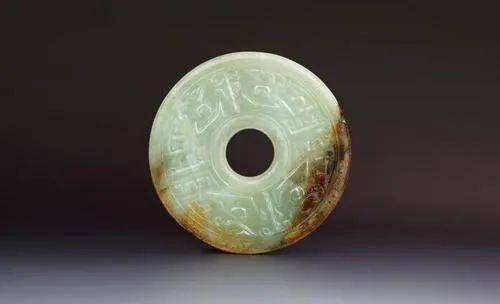 翡翠和玉哪个养人,翡翠和玉-第2张图片-翡翠网 翡翠和玉哪个养人,翡翠和玉-第2张图片-翡翠网