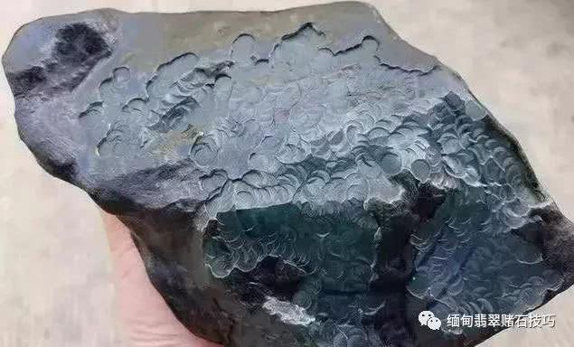 河北有翡翠原石吗河北有翡翠原石吗多少钱-第1张图片-翡翠网 河北有翡翠原石吗河北有翡翠原石吗多少钱-第1张图片-翡翠网