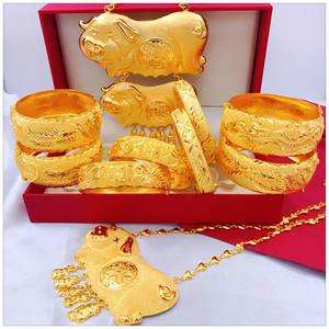 黄金首饰哪个品牌最好最纯黄金首饰哪个品牌最好-第2张图片-翡翠网 黄金首饰哪个品牌最好最纯黄金首饰哪个品牌最好-第2张图片-翡翠网