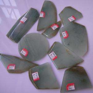 翡翠原石切片翡翠原石切片后怎么鉴别真假-第1张图片-翡翠网 翡翠原石切片翡翠原石切片后怎么鉴别真假-第1张图片-翡翠网