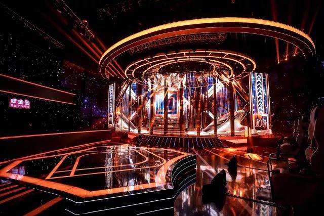 黄金300秒黄金300秒吃香蕉-第1张图片-翡翠网 黄金300秒黄金300秒吃香蕉-第1张图片-翡翠网